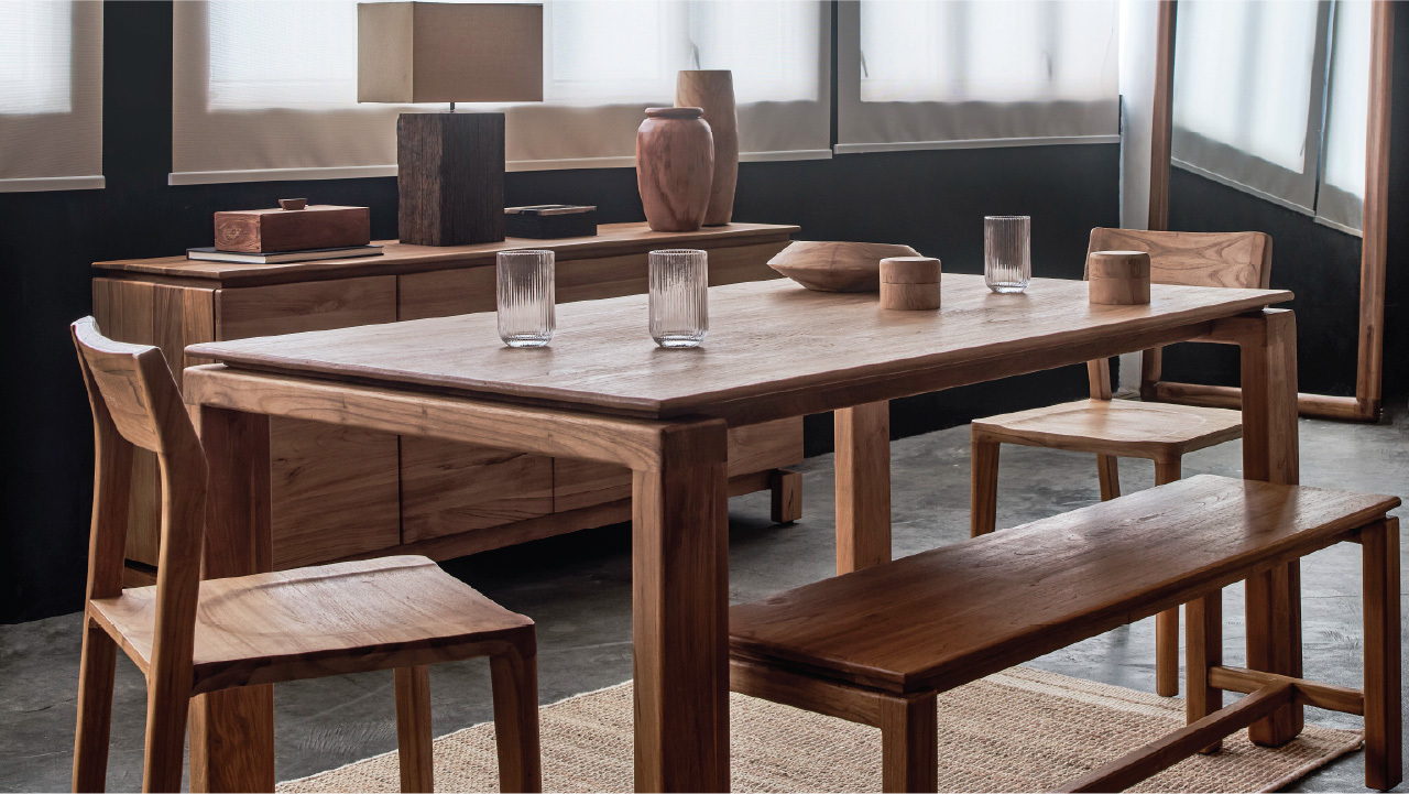 TREE dining table, shape and room layout